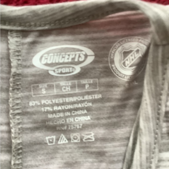 NHL Pittsburg Penguins Ladies Tank Top - Picture 3 of 6